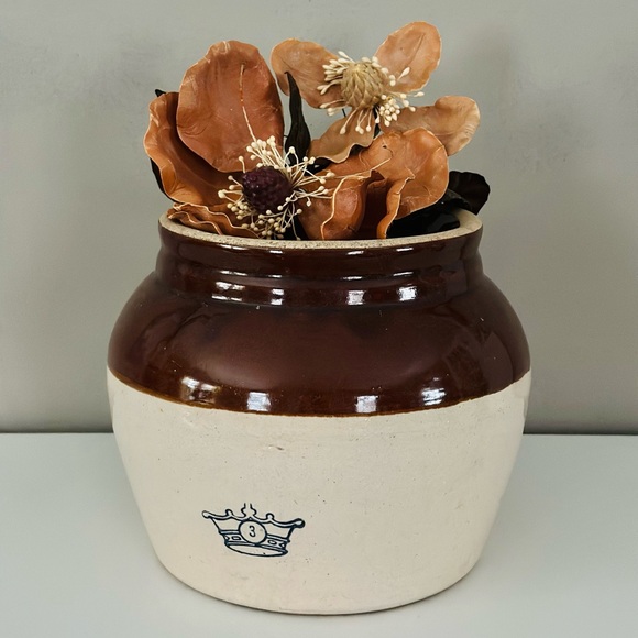 Robinson-Ransbottom Other - Vintage Robinson Ransbottom baked bean crock pot